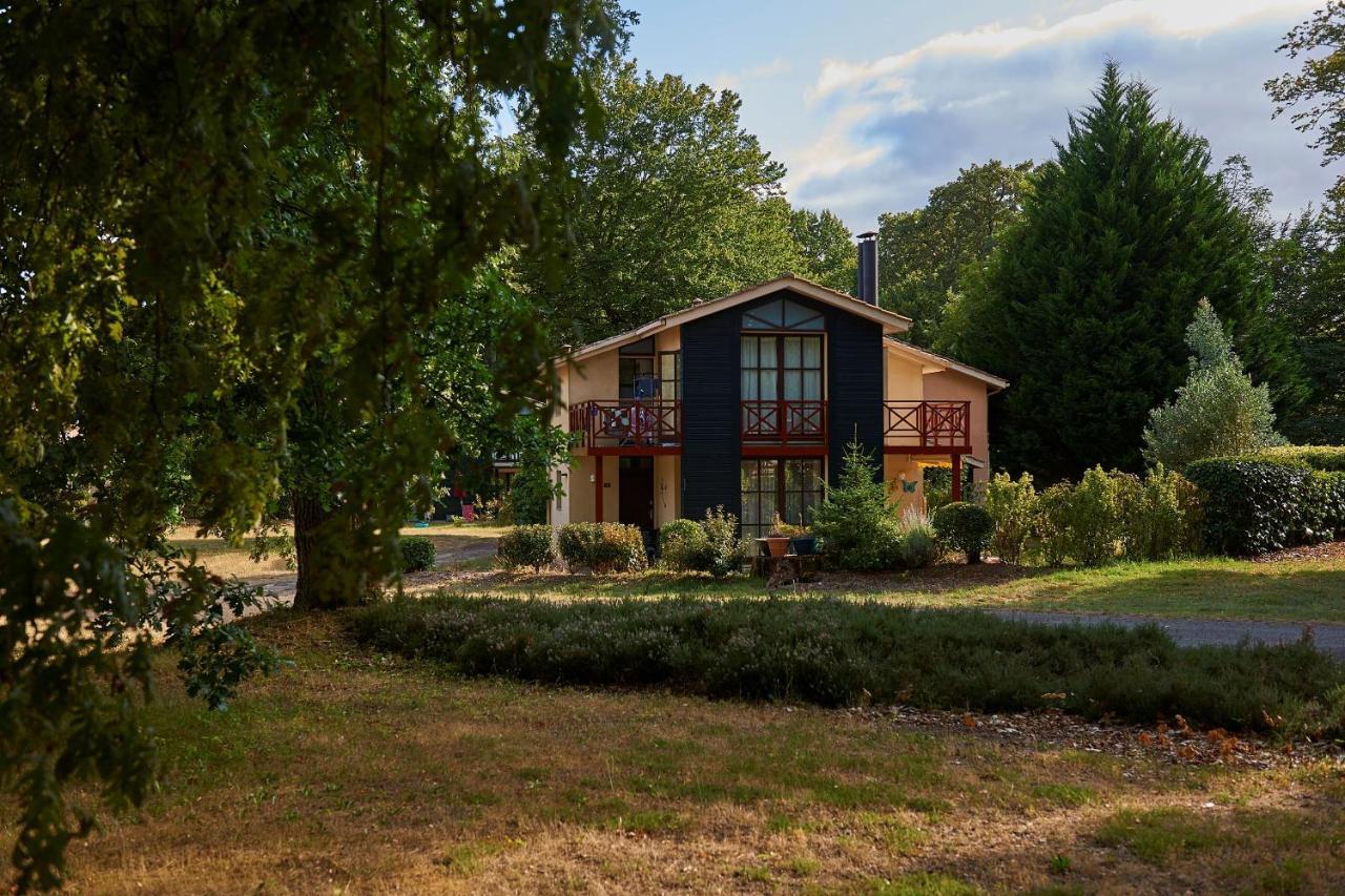 Chateau De Salles Ferienpark 4*